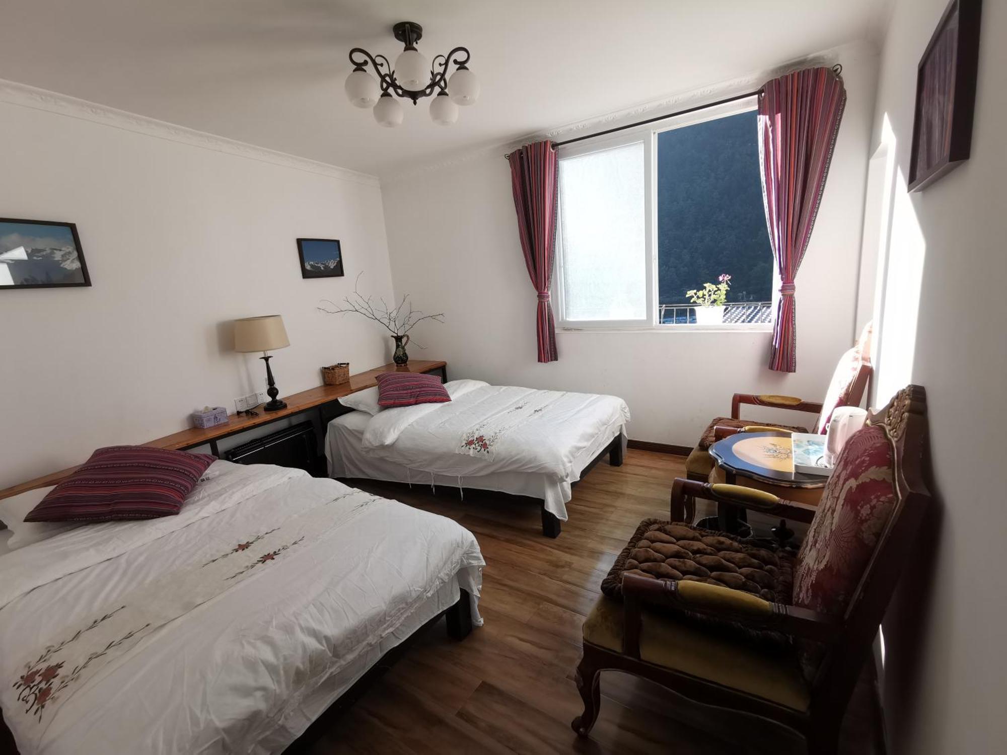 Kangding Guozhuang Nan Wu Hao Boutique Inn Exterior photo